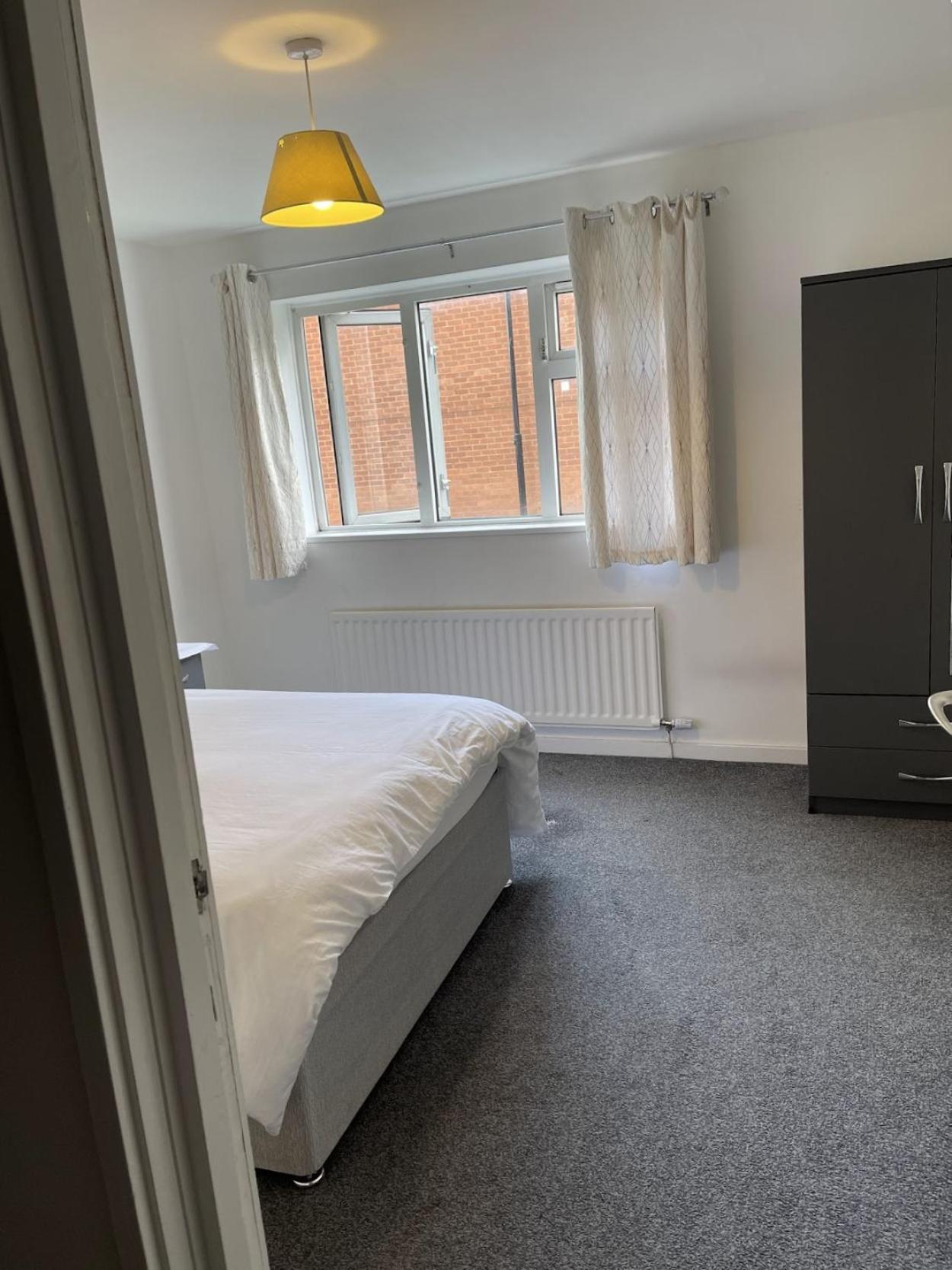 Homestays-Close To Coventry City And University I Free Parking I Wi-Fi エクステリア 写真